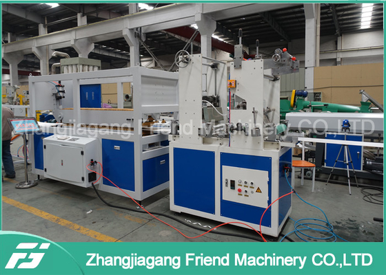 μηχανή εξώθησης ανώτατης επιτροπής PVC 200600mm για το διπλό σχέδιο βιδών φύλλων