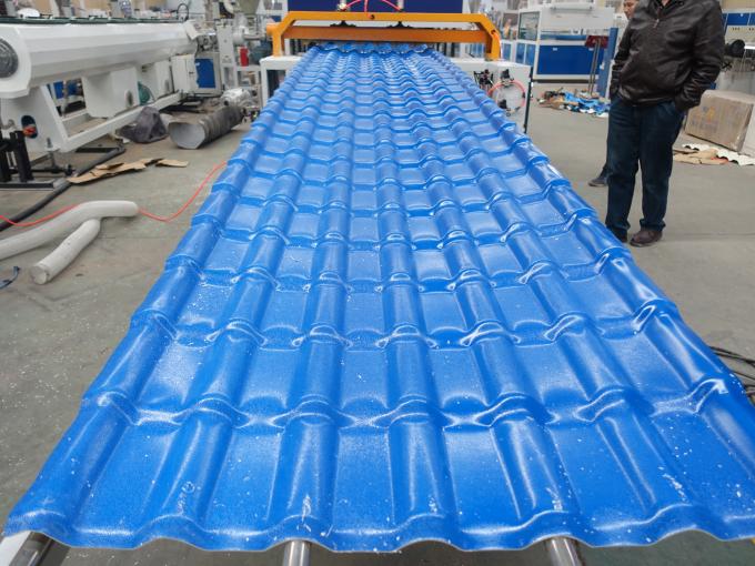 μηχανή εξώθησης σχεδιαγράμματος PVC 880mm PMMA για βερνικωμένα τα πρότυπα κεραμίδια 1