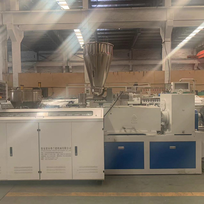 Good price μηχανή 65mm εξώθησης Wpc επίπλων 150kg/H 37kw βίδα σε απευθείας σύνδεση
