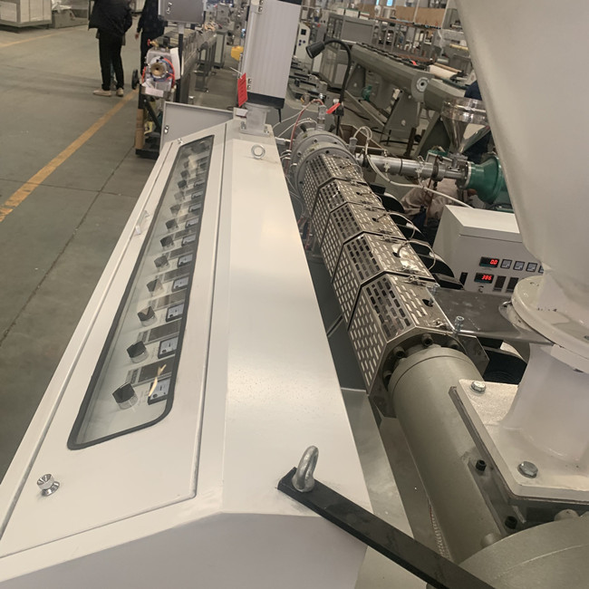 140RPM LDPE εξοπλισμός εξωθητών ανακύκλωσης πλαστικών ταινιών 3