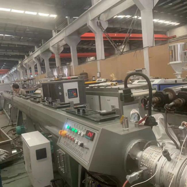 Αντι εύφλεκτη γραμμή 25m/Min εξώθησης σωλήνων PE 4 στρώματος 3
