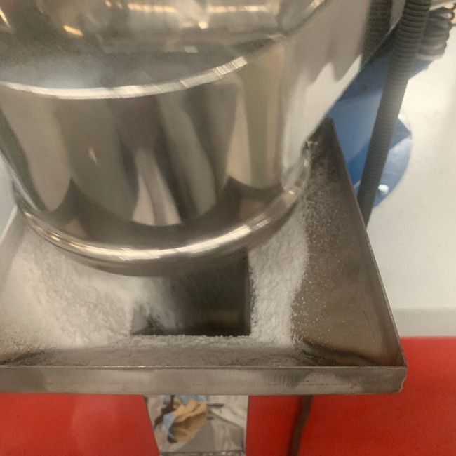 Pulverizer Lldpe αποβλήτων 100 πλέγματος πολυσύνθετη μηχανή υψηλό Accurancy 1