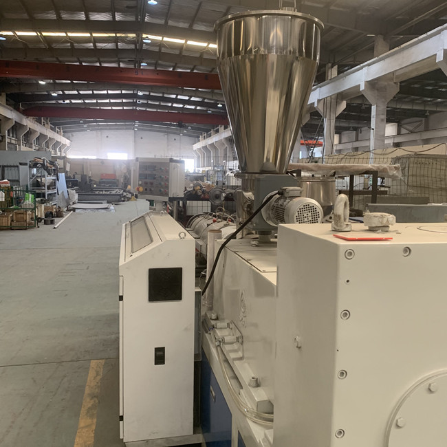 110kg/H καυτό τέμνον πλαστικό Pelletizer PVC που γεμίζουν με το Ca$l*CO3 0