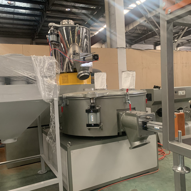 PVC 6mm που συνθέτει την πλαστική μηχανή αναμικτών σκονών πλήρως αυτόματη 3
